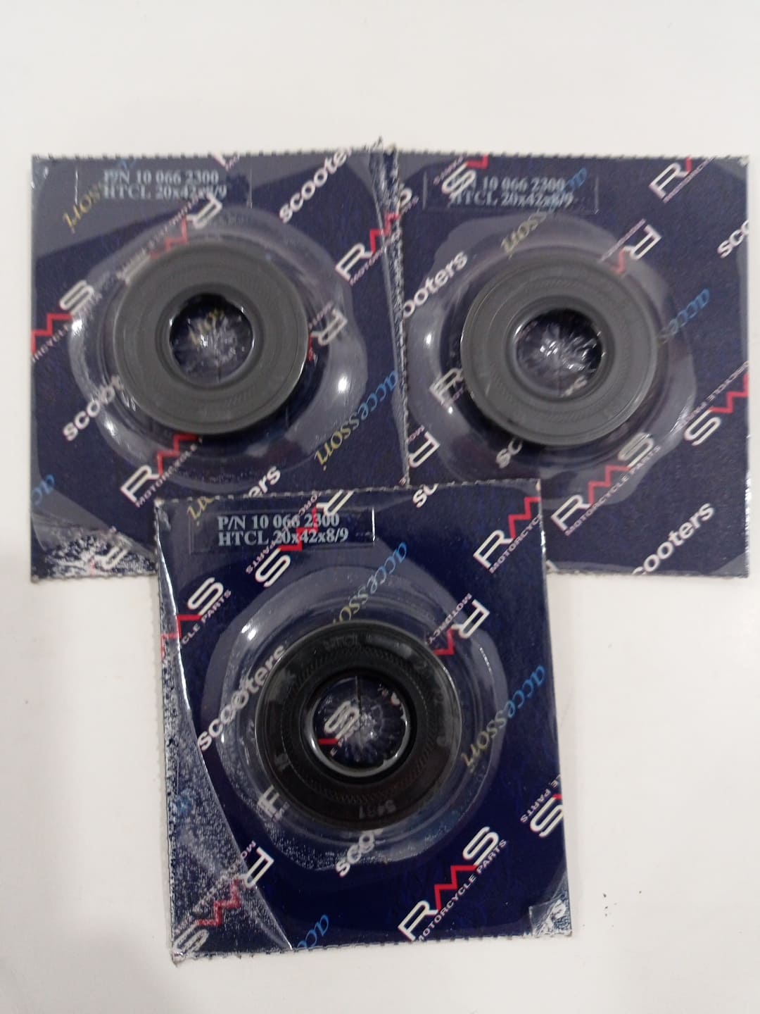 PARAOLIO 20-42/43-8/9 ALBERO MOTORE LATO FRIZIONE MINARELLI ORIZZONTALE VERTICALE 2T 50CC 100662300 (R.O.: 931022037100, AP82062 YAMAHA - immagine 2