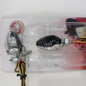 coppia kit frecce (cod 77206015A moto carbon look omologate a 6 leds universali)