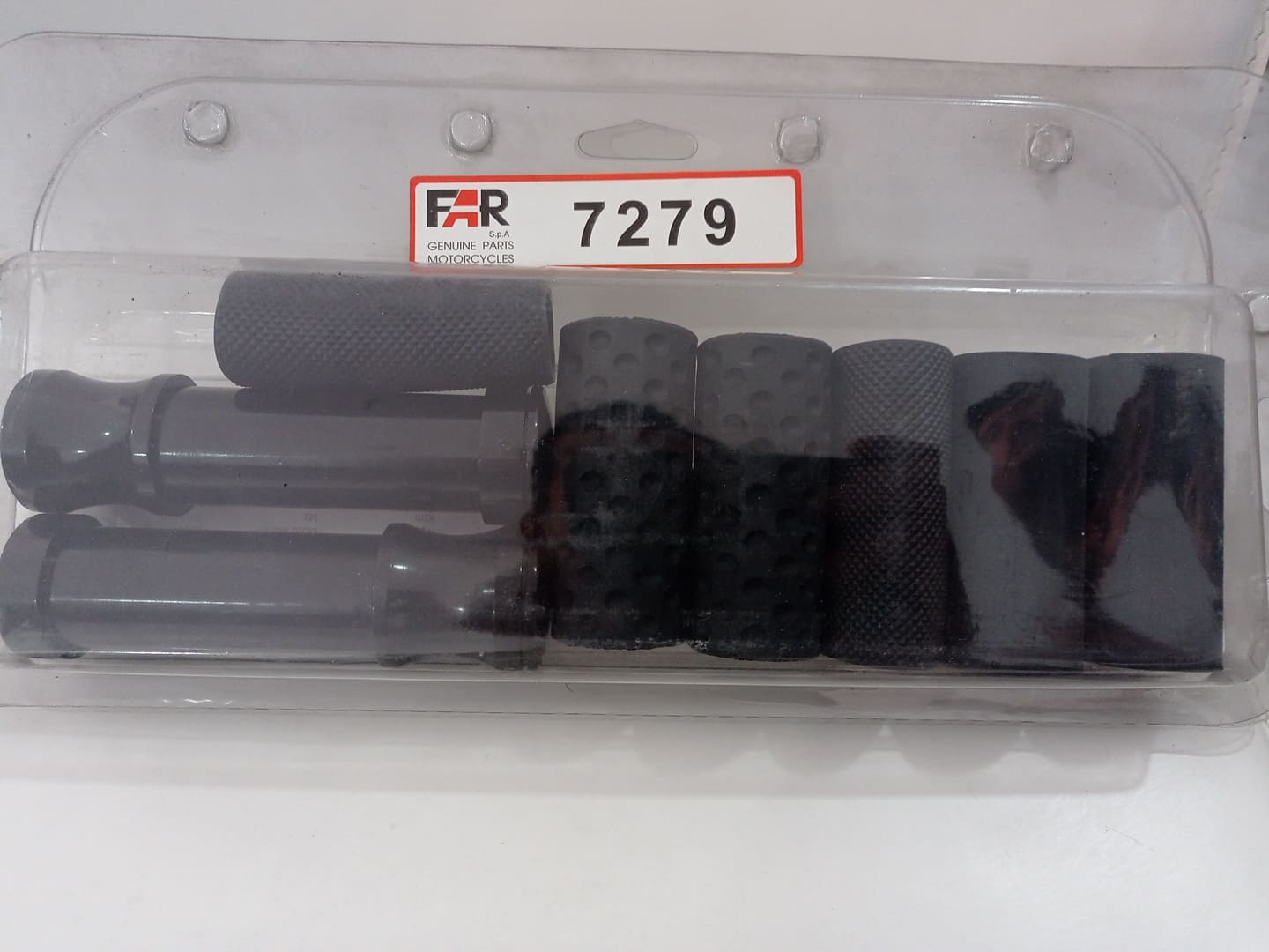 COPPIA MANOPOLE FAR 7279 ALLUMINIO NERO DOPPIO GRIP UNIVERSALI - immagine 2