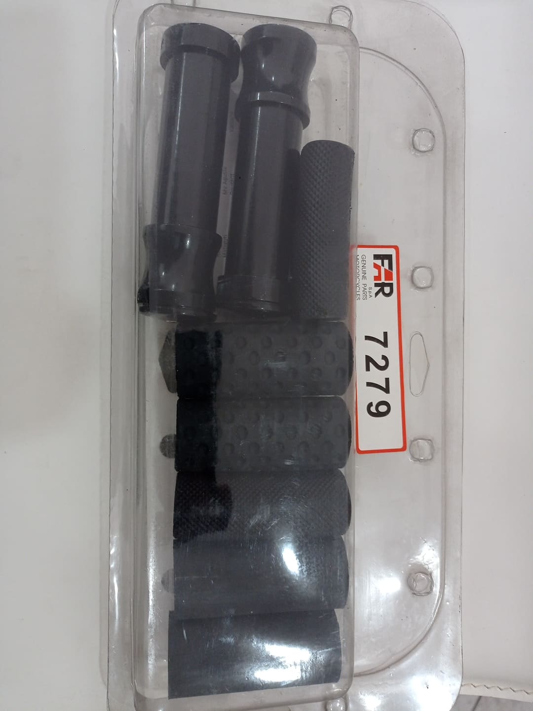COPPIA MANOPOLE FAR 7279 ALLUMINIO NERO DOPPIO GRIP UNIVERSALI