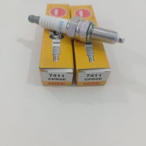 CANDELA NGK CPR8E STOCK NR.7411 PER APRILIA SCARABEO 100 4T