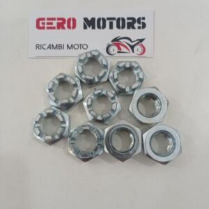 CONFEZIONE 9  DADI TAMBURO POSTERIORE FOR VESPA SPECIAL V5B 50 1972-1975,PK XL