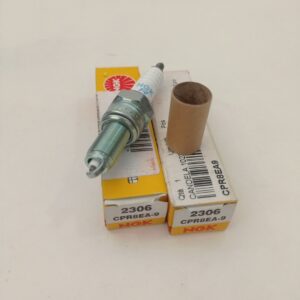 CANDELA 2 PEZZI  NGK CPR8EA-9  HONDA XL V Transalp 700 2008-2009-2010-2011-2012